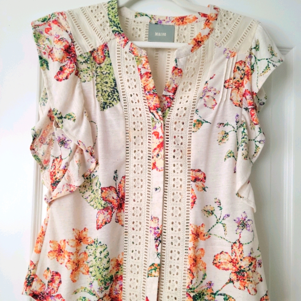 Floral button down blouse with ruffled sleeves